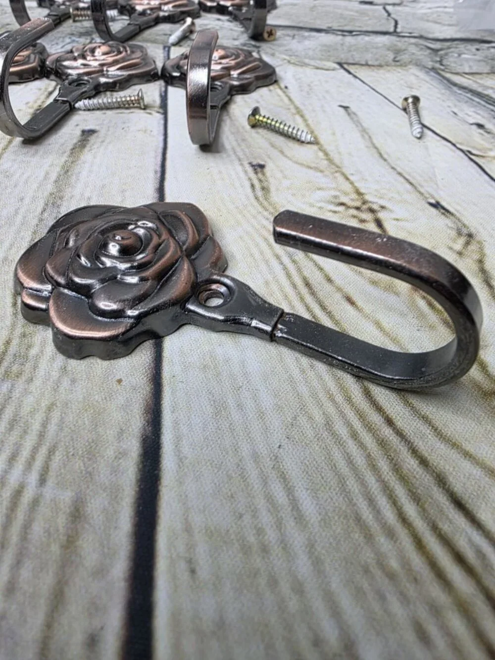 9 Metal Rose Flower Tiebacks Fasteners Hooks For Clothes Keys Jewelry Etc